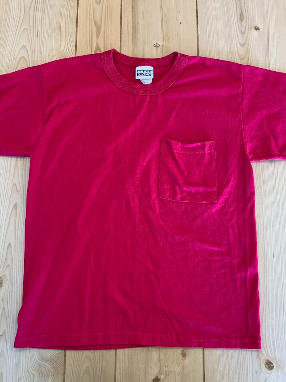 Vintage Y2K Trend Basics Plain Blank Solid Pink Pocket T-Shirt Size M Medium